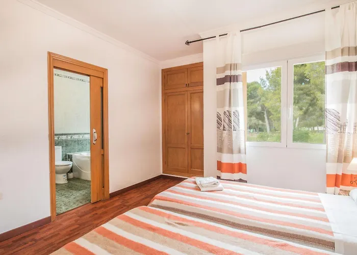 Zelda - Plusholidays *