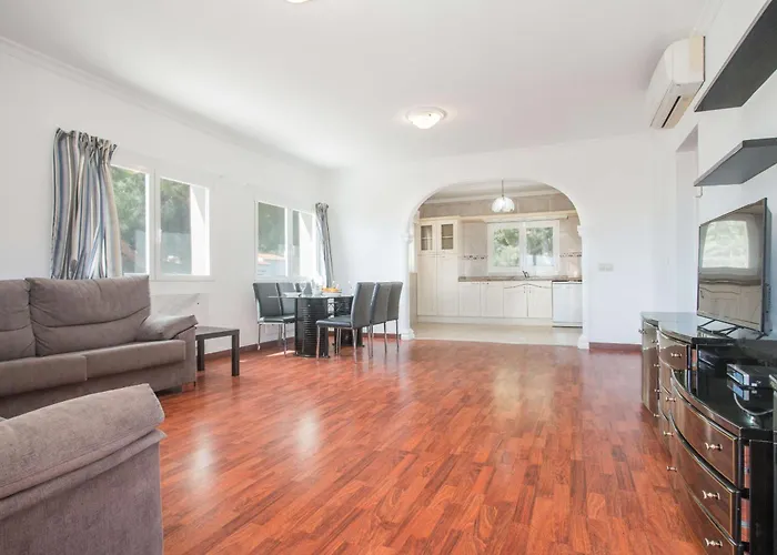 Villa Zelda - Plusholidays *