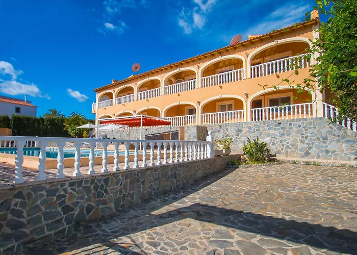 Zelda - Plusholidays *